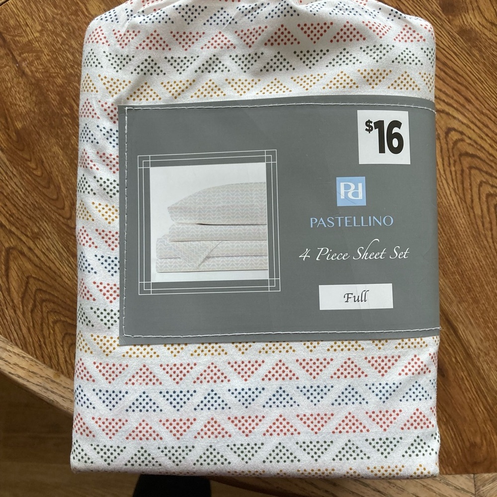 Pastellino 4 Piece Full Sheet Set
